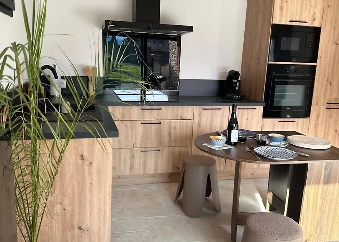 Holiday home Le Refuge De Cesar *